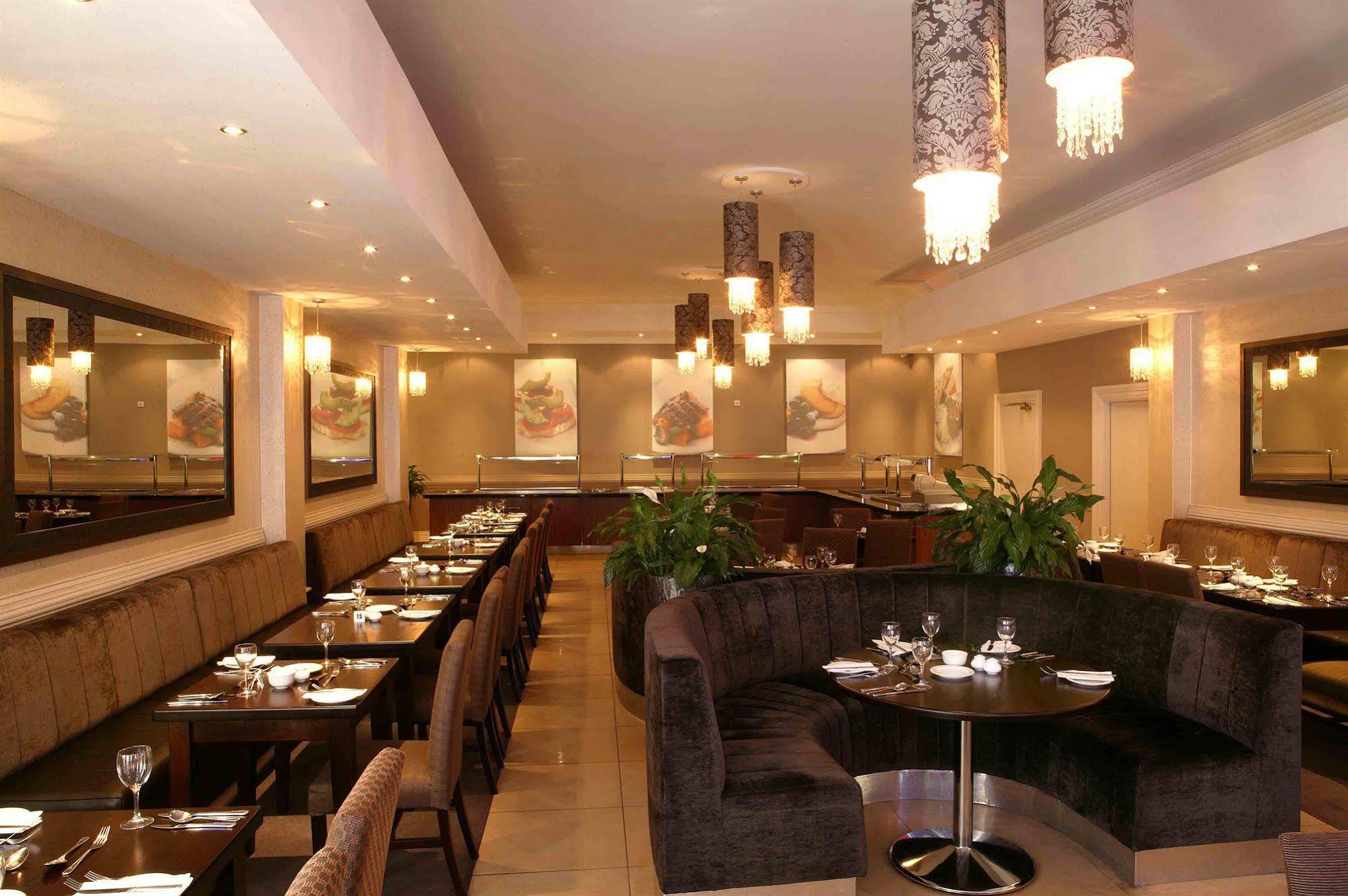 Killarney Oaks Hotel Restaurant foto